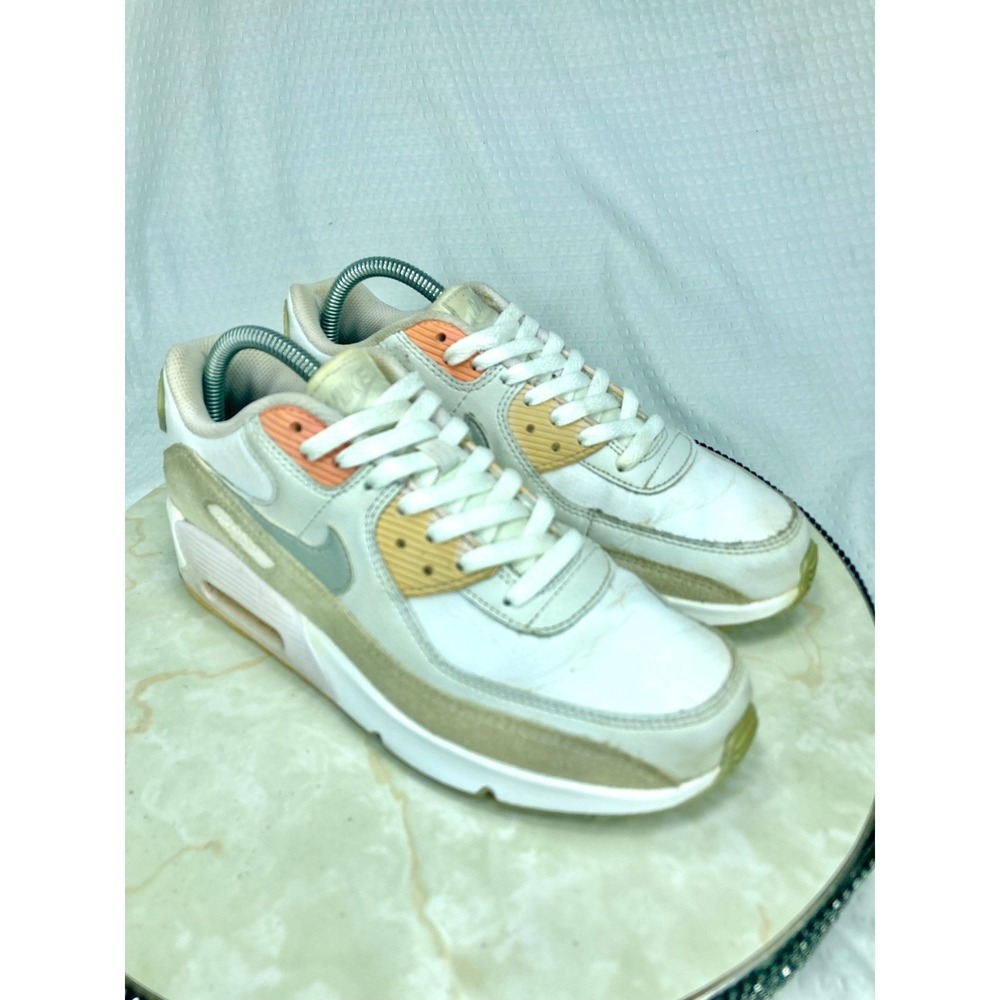 Nike Air Max 90 Low Top Shoes Women 8 White Tan Coral Streetwear Sporty Sneakers